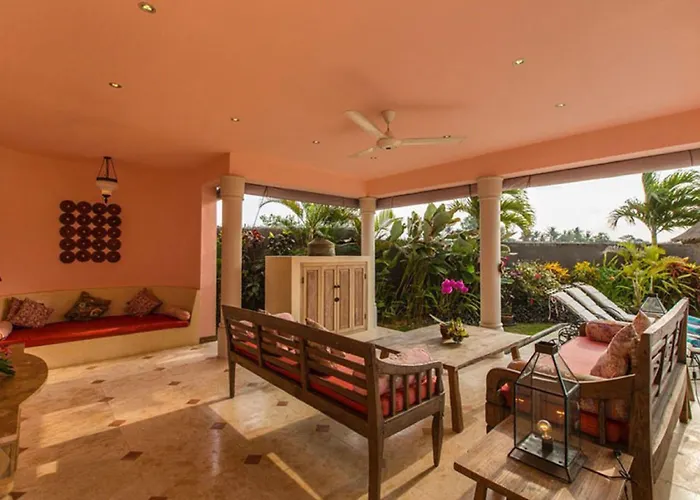 Villa Hacienda Bali Kuta Lombok