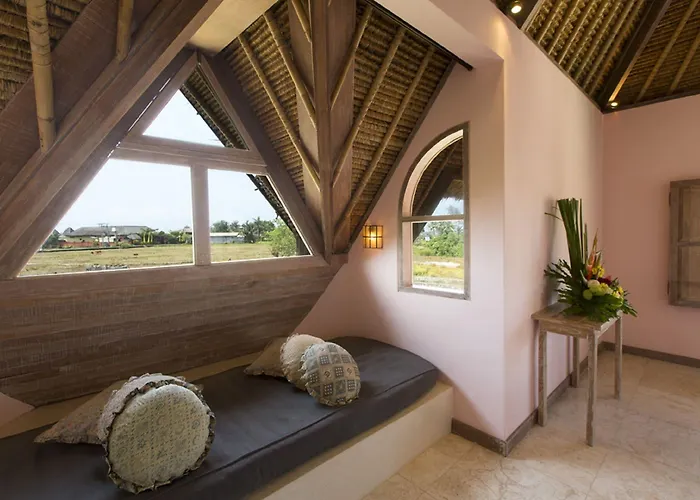 Hacienda Bali Villa Kuta Lombok