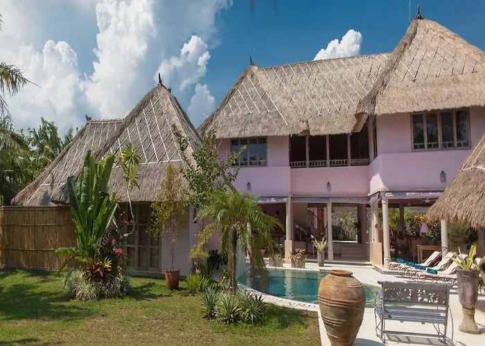 Villa Hacienda Bali Kuta Lombok